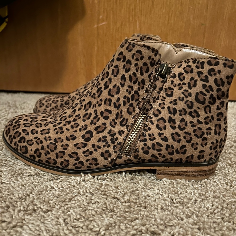 Cat and Jack 🐆 Cheetah Print Boots